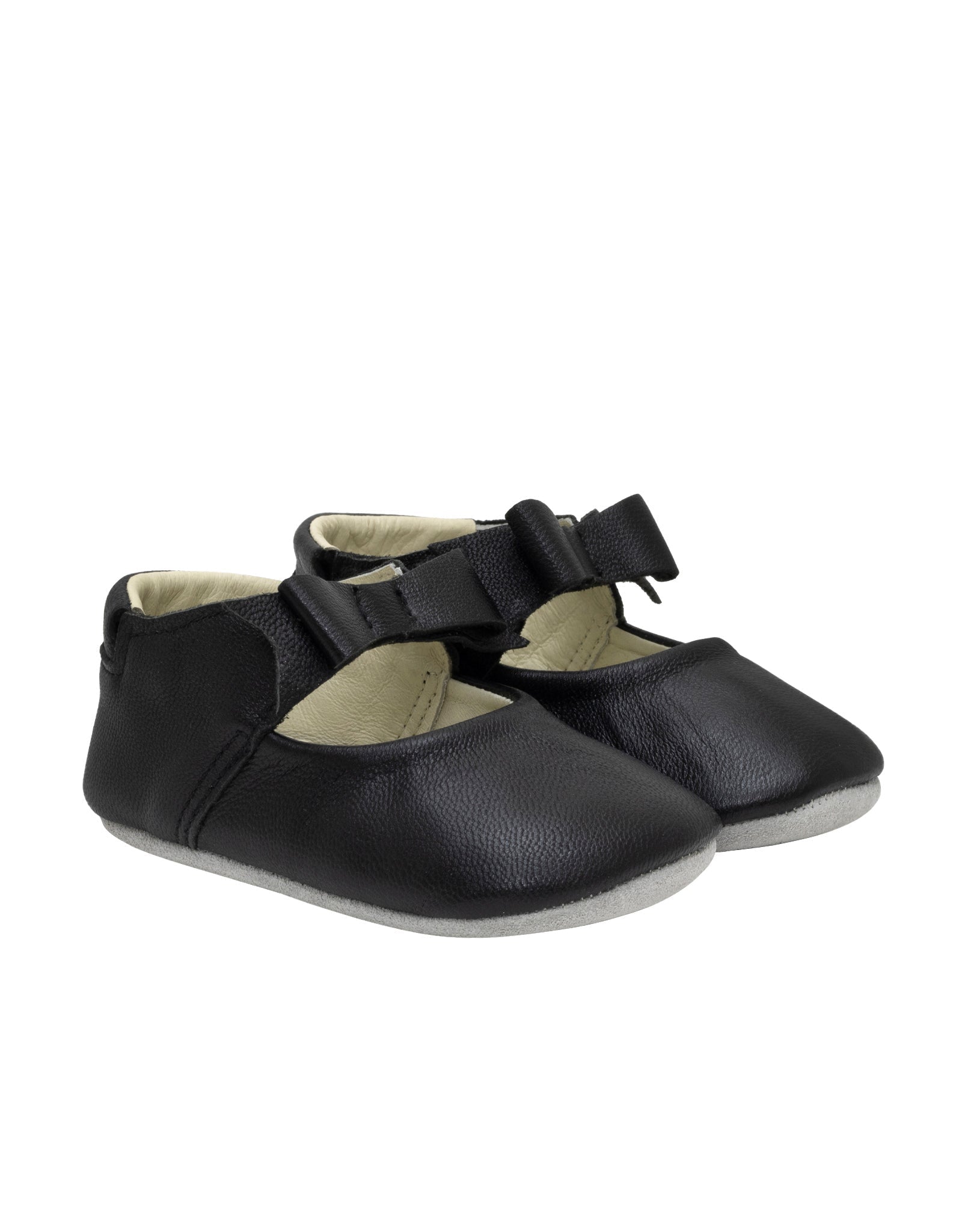 Sofia First Kicks Black, perspective view