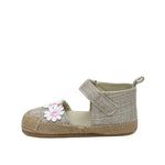 Daisies First Kicks in Tan, side view