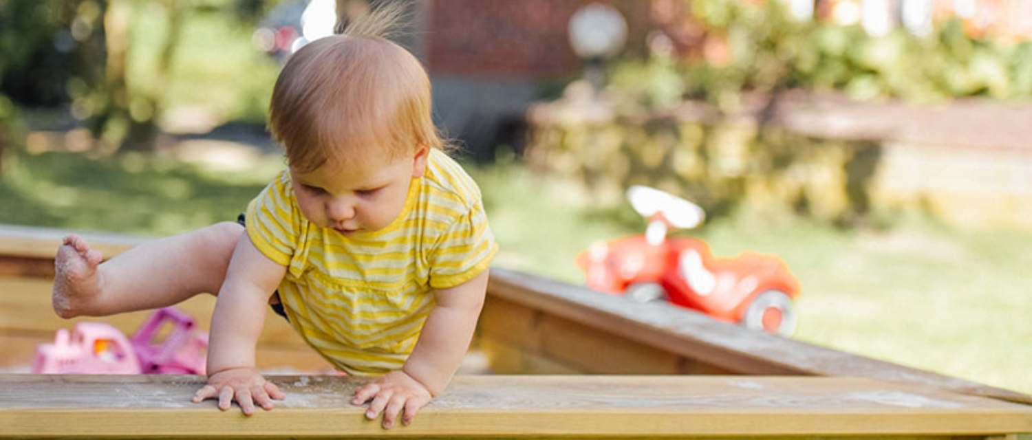 When Should Your Baby Start Wearing Shoes?