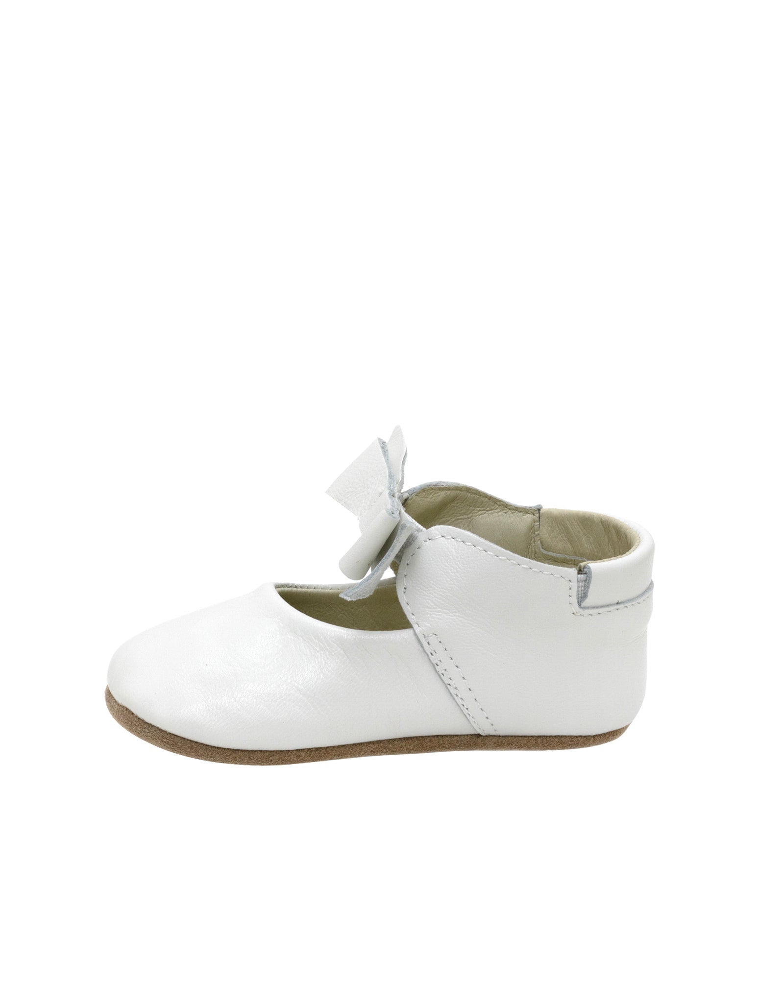 Sofia First Kicks White, side view