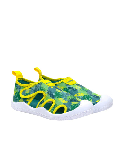 So Tropical Water Shoes in Green, perspective view