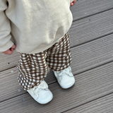 Aria First Kicks White